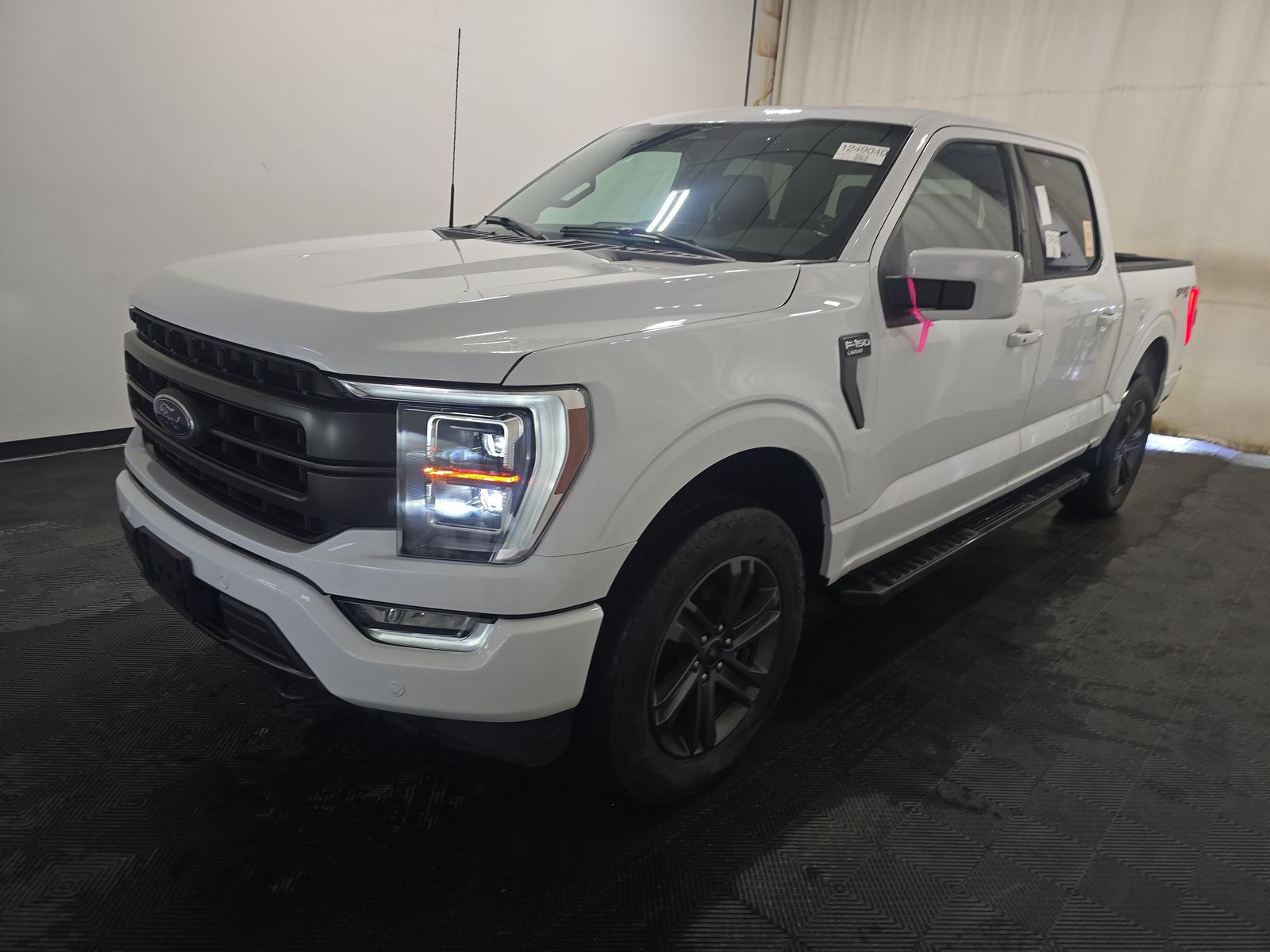 2023 Ford F-150 Lariat AWD