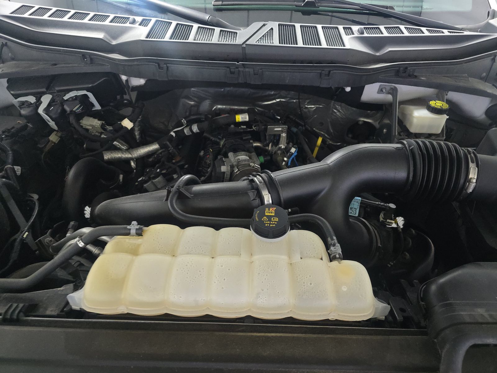 2023 Ford F-150 Lariat AWD