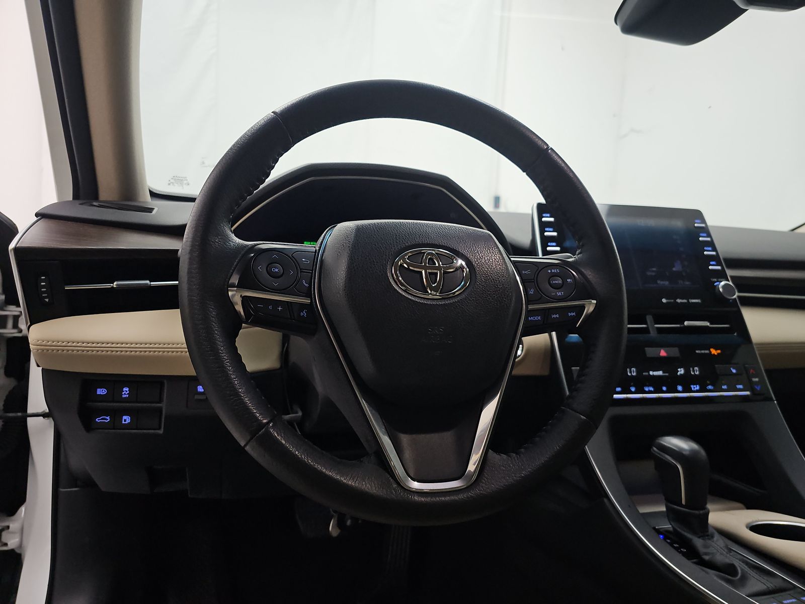 2022 Toyota Avalon XLE FWD