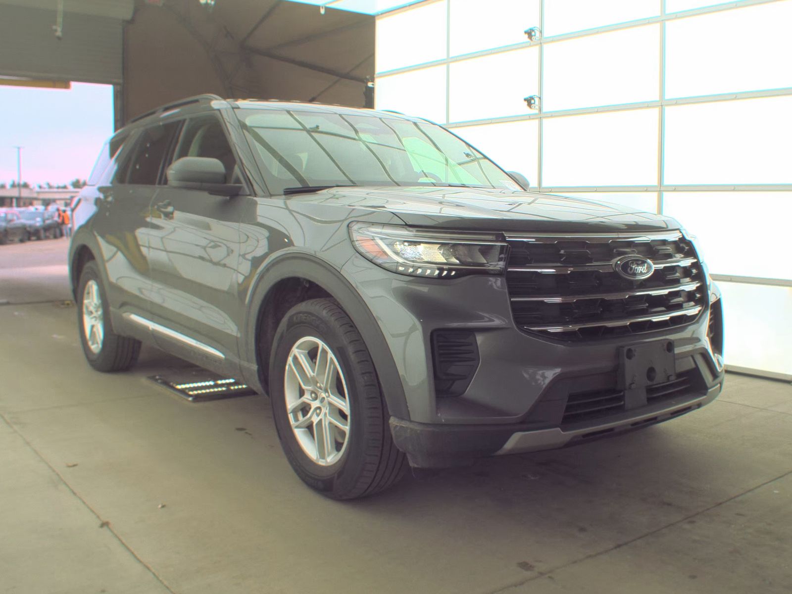 2025 Ford Explorer Active AWD