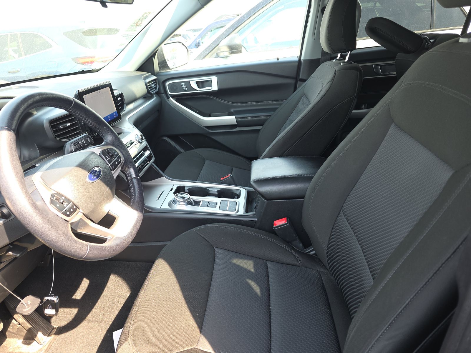 2022 Ford Explorer XLT RWD