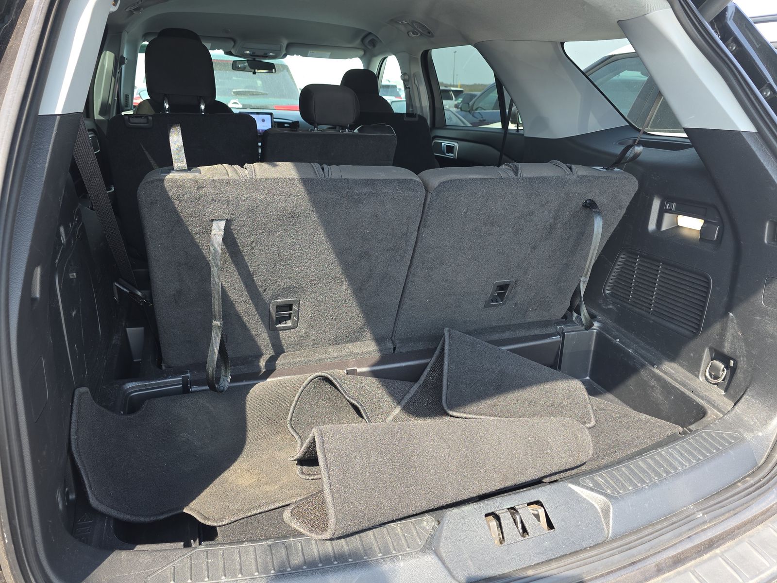 2022 Ford Explorer XLT RWD