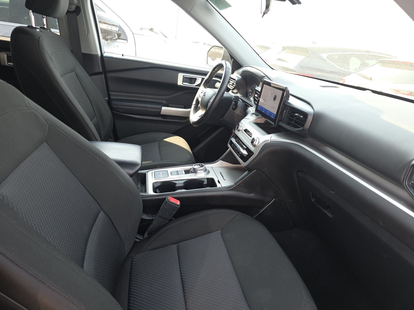 2022 Ford Explorer XLT RWD