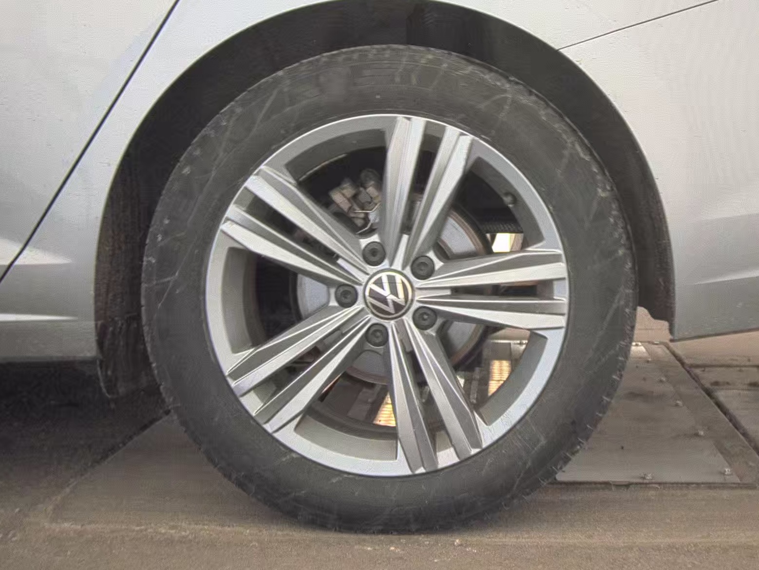 2024 Volkswagen Jetta 1.5T SE FWD