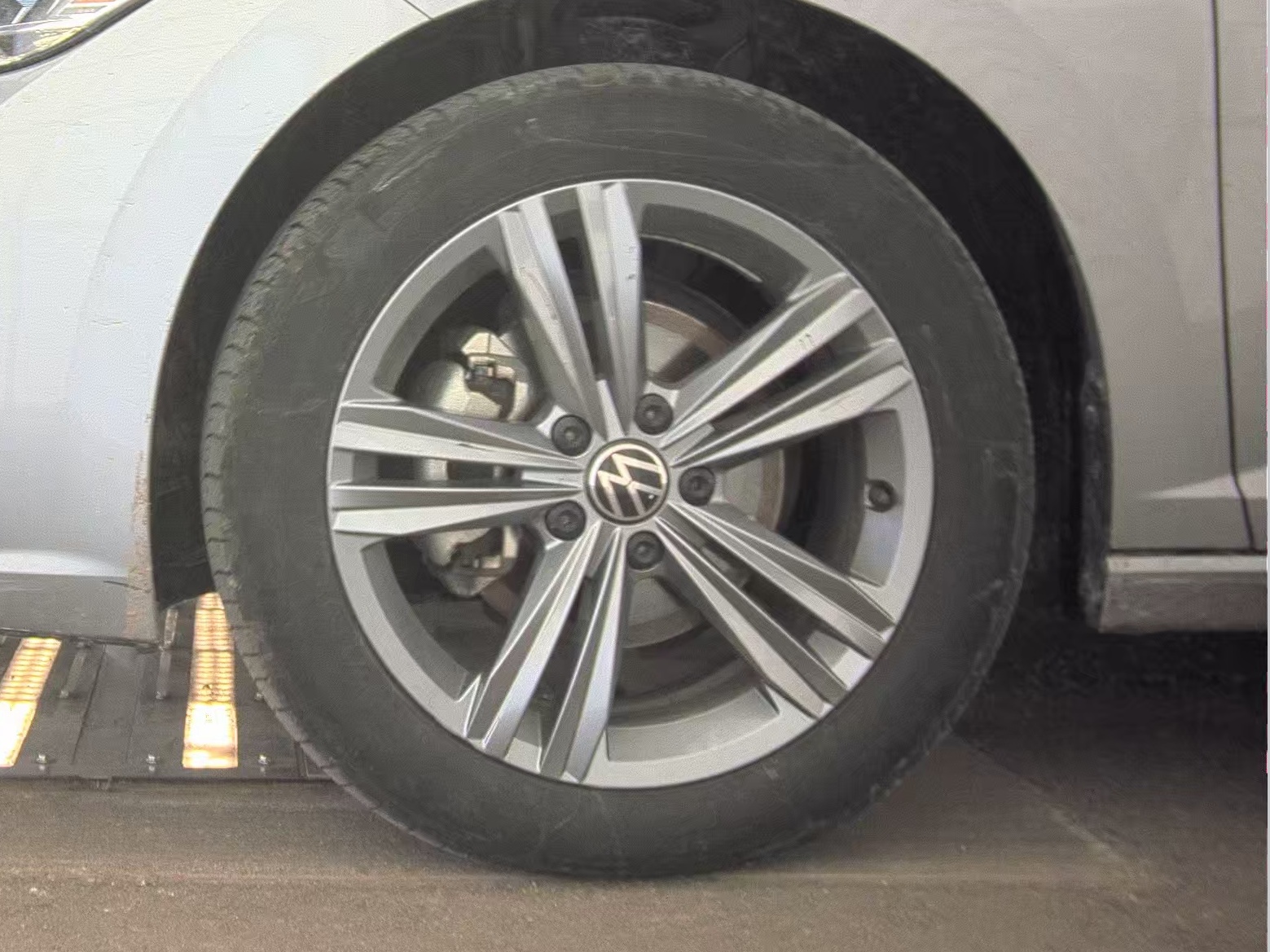 2024 Volkswagen Jetta 1.5T SE FWD