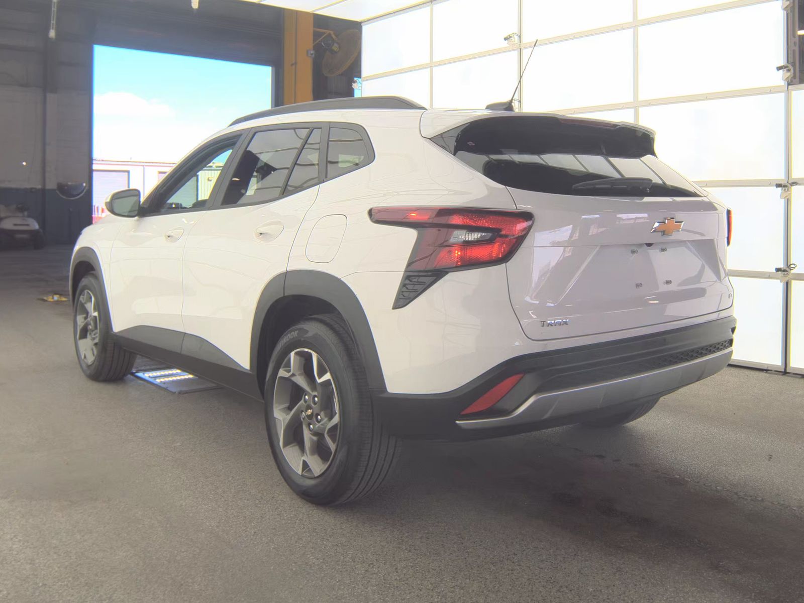 CHEVROLET TRAX - 9