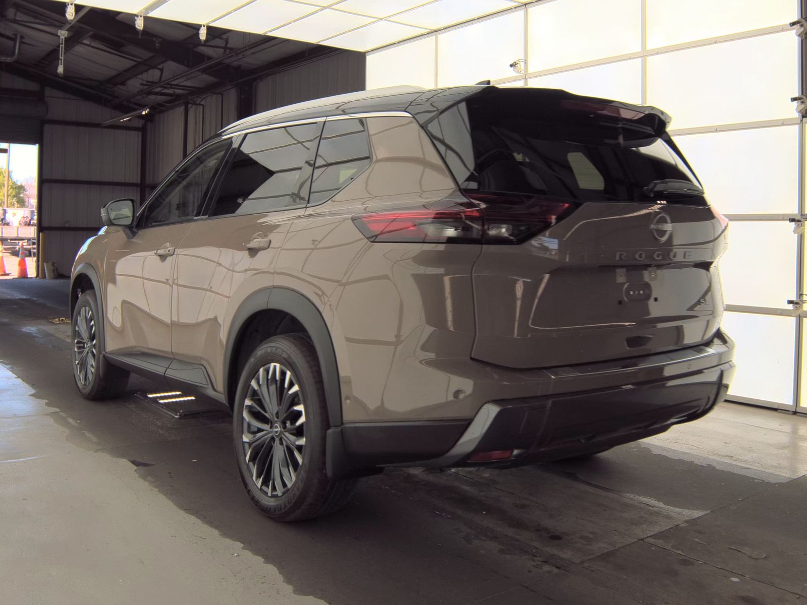 2025 Nissan Rogue SL FWD