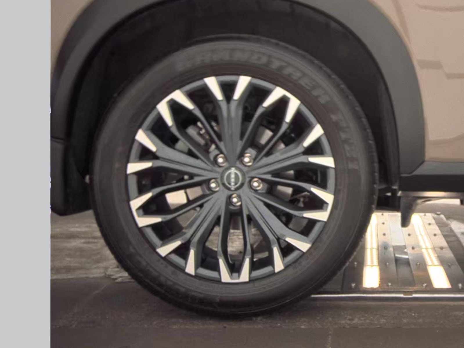 2025 Nissan Rogue SL FWD