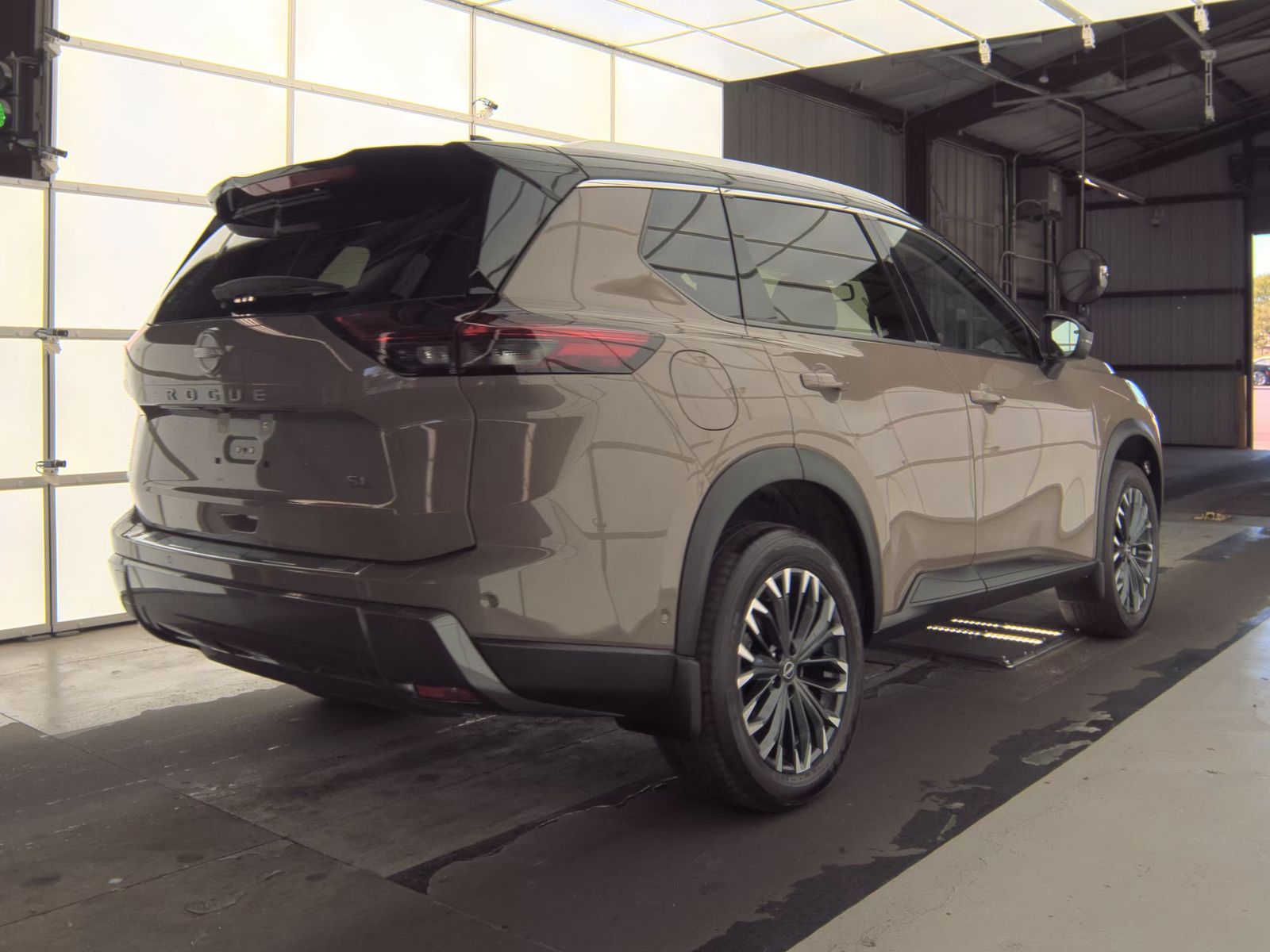 2025 Nissan Rogue SL FWD