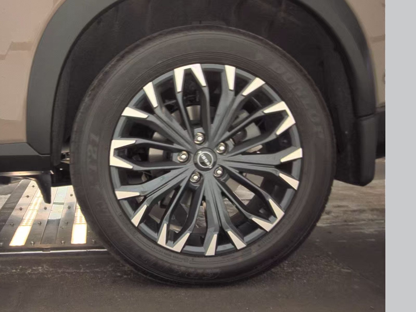 2025 Nissan Rogue SL FWD