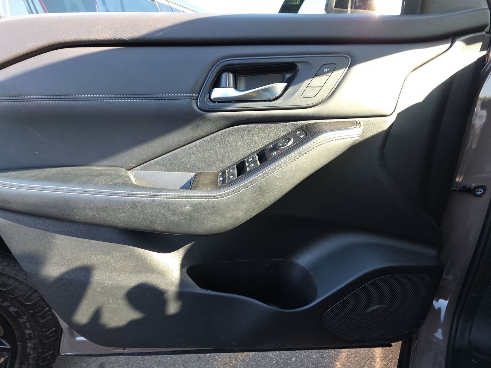 2025 Nissan Rogue SL FWD