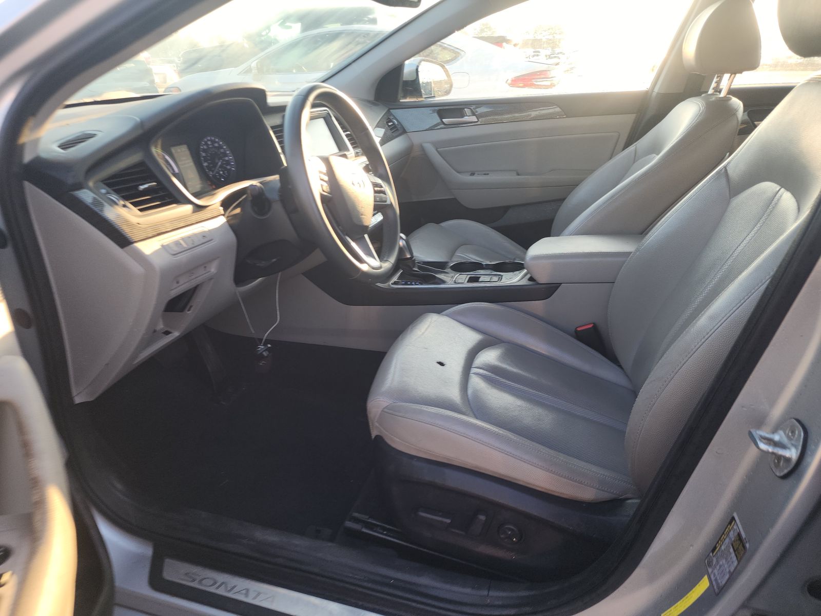 HYUNDAI HYBRID LIMITED - 8