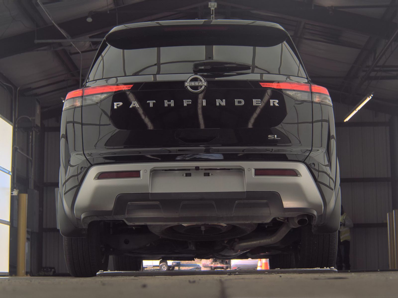 2025 Nissan Pathfinder SL FWD