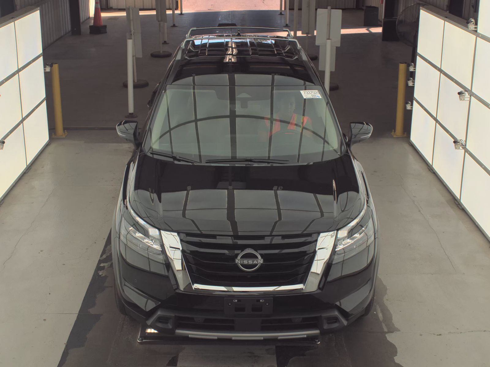 2025 Nissan Pathfinder SL FWD