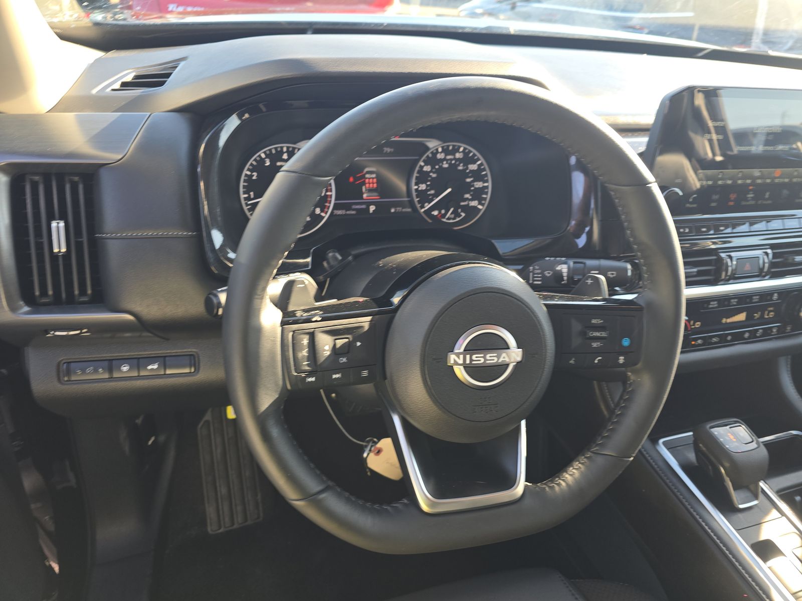 2025 Nissan Pathfinder SL FWD