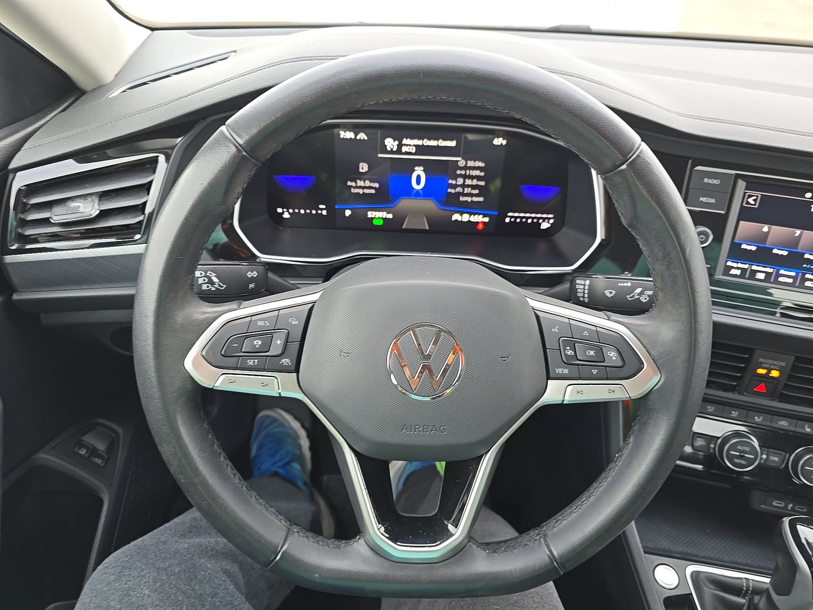 2024 Volkswagen Jetta 1.5T SE FWD