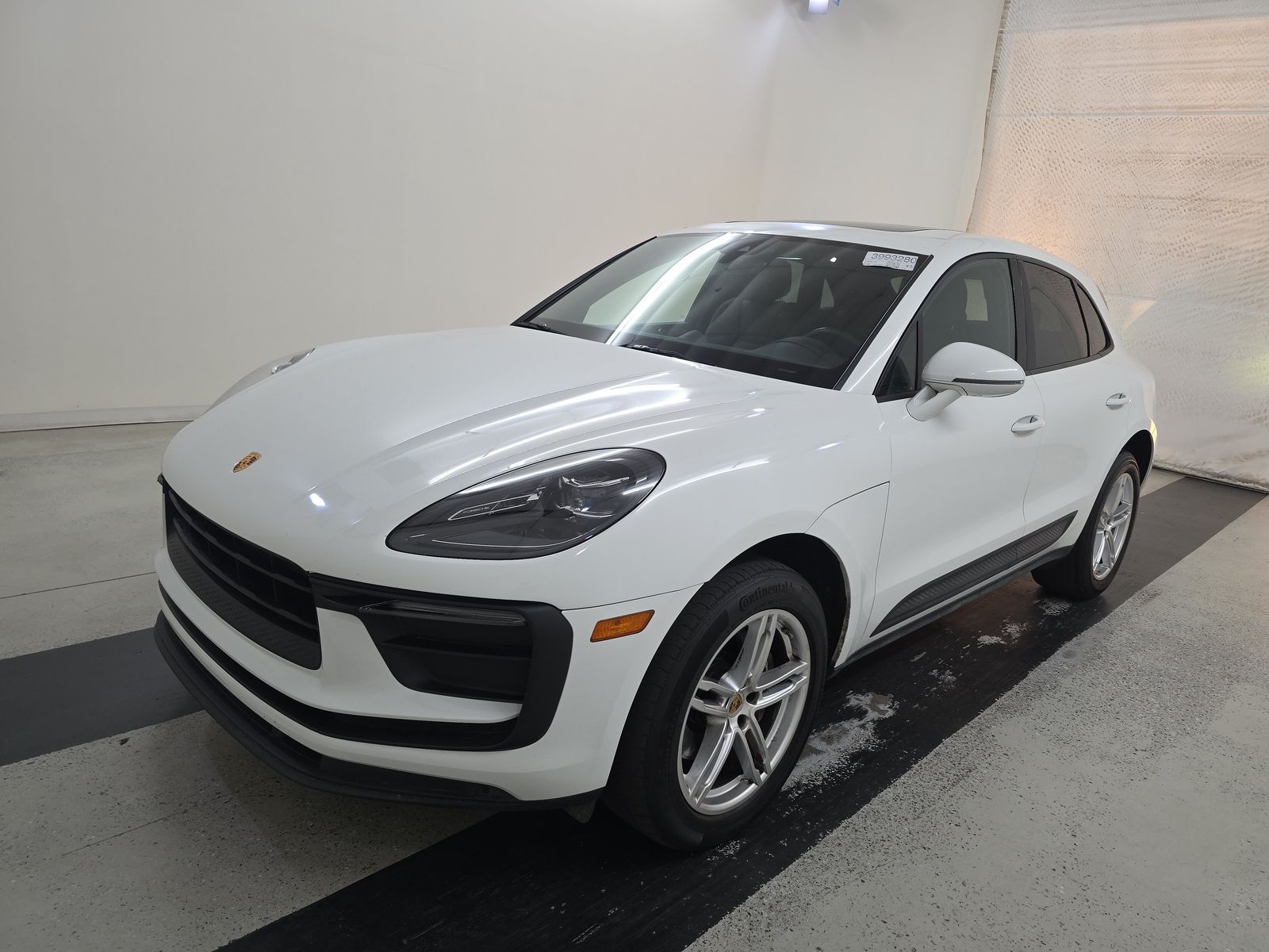 2022 Porsche Macan Base AWD