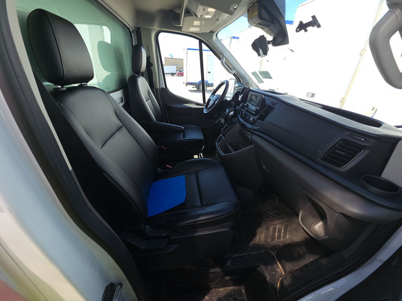 FORD TRANSIT 350 - 9