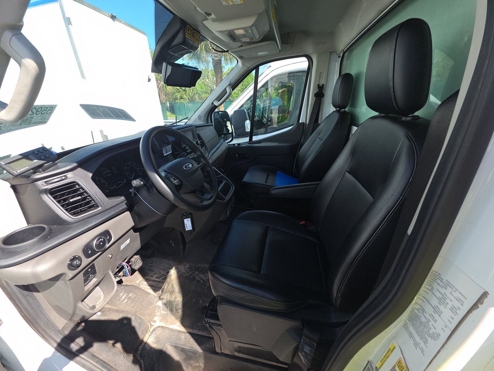FORD TRANSIT 350 - 8