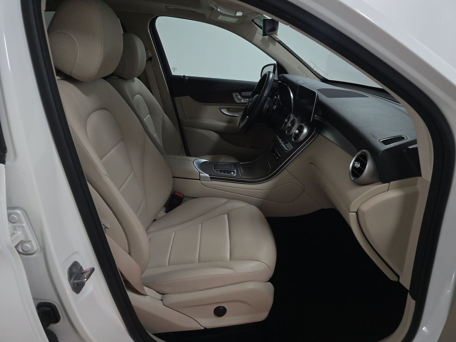 2021 Mercedes-Benz GLC GLC 300 AWD