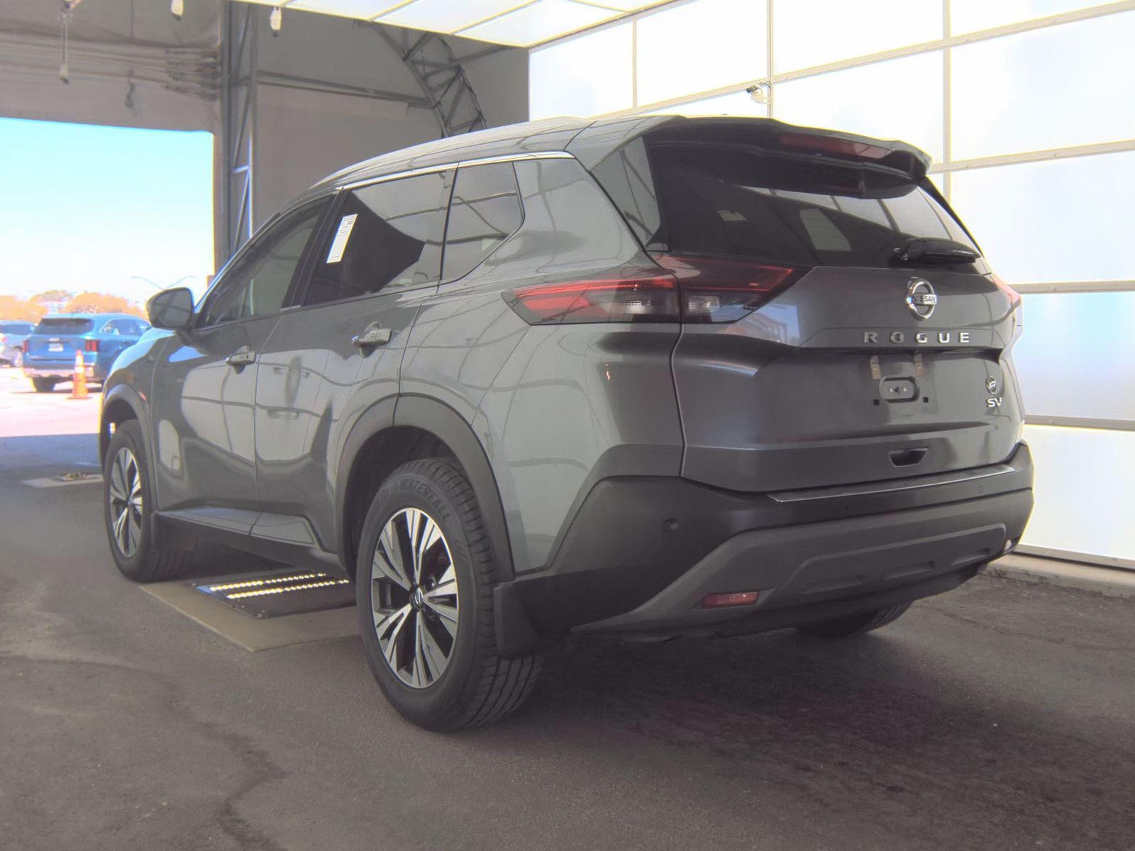 2021 Nissan Rogue SV FWD