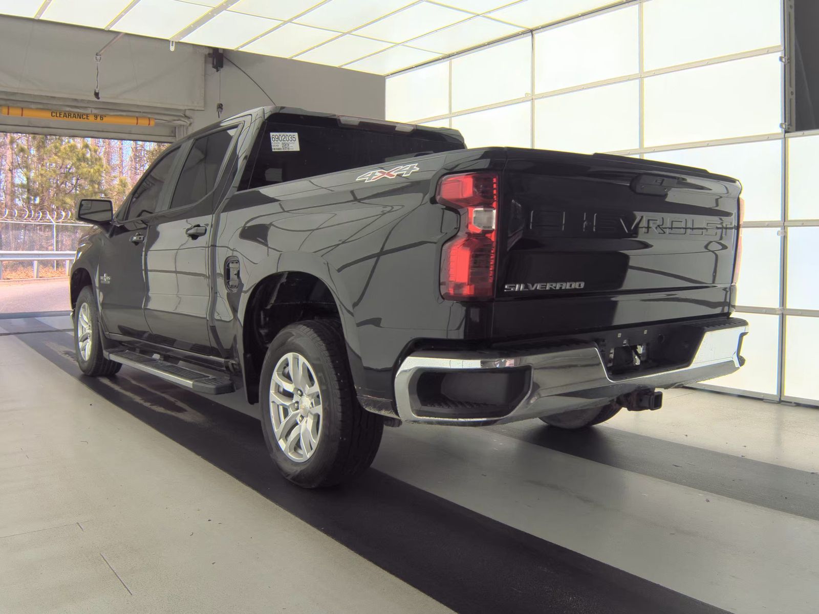 2021 Chevrolet Silverado 1500 LT AWD