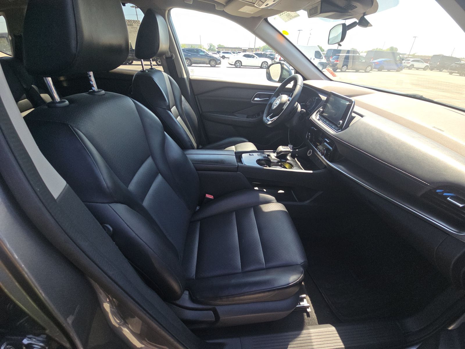 2021 Nissan Rogue SV FWD