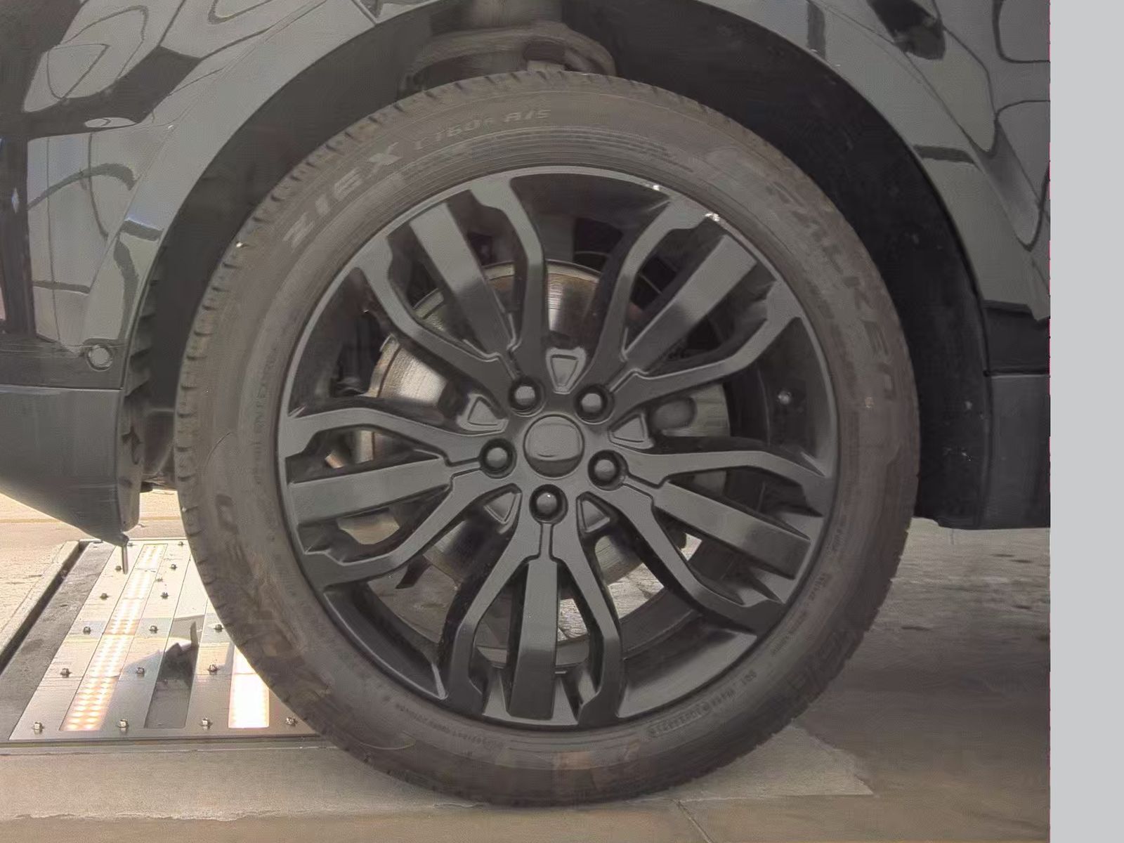 2017 Land Rover Range Rover Sport SE AWD