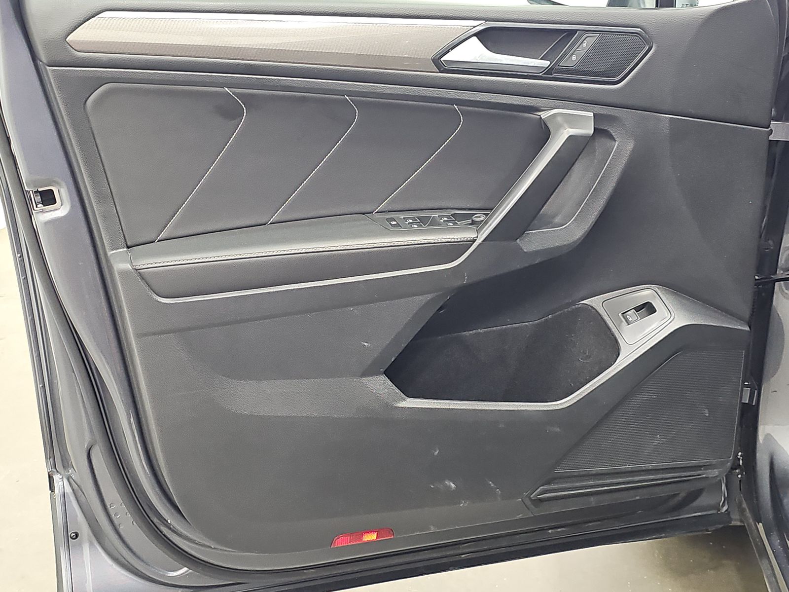 2024 Volkswagen Tiguan 2.0T SE R-Line Black FWD