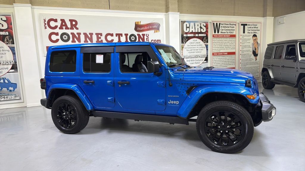 JEEP SAHARA 4XE SPORT UTILITY 4D - 4