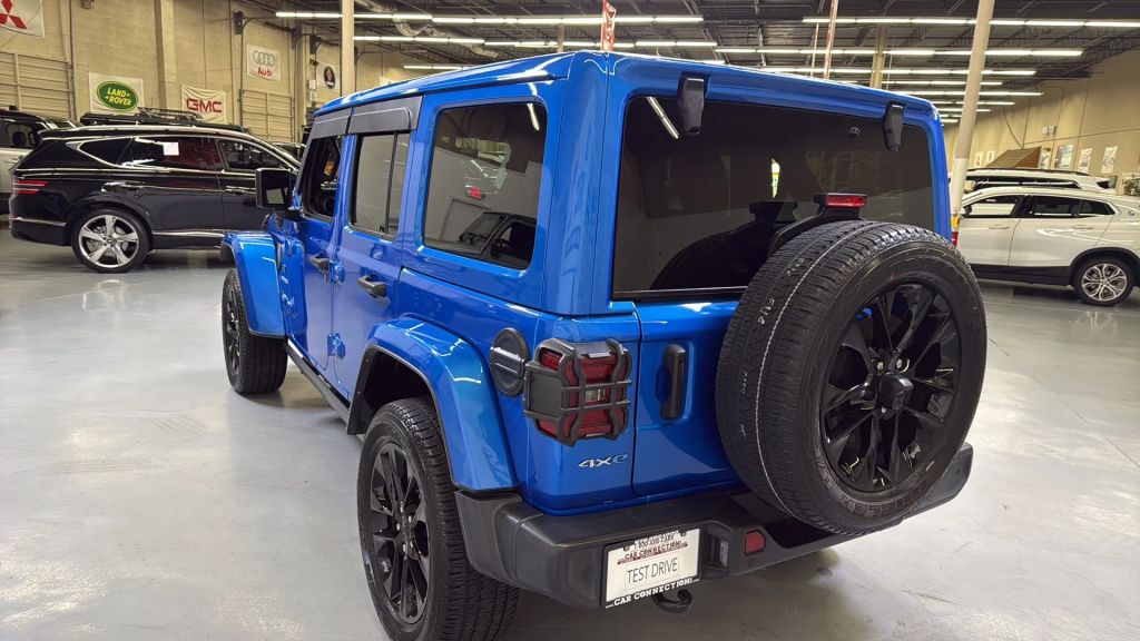 JEEP SAHARA 4XE SPORT UTILITY 4D - 8