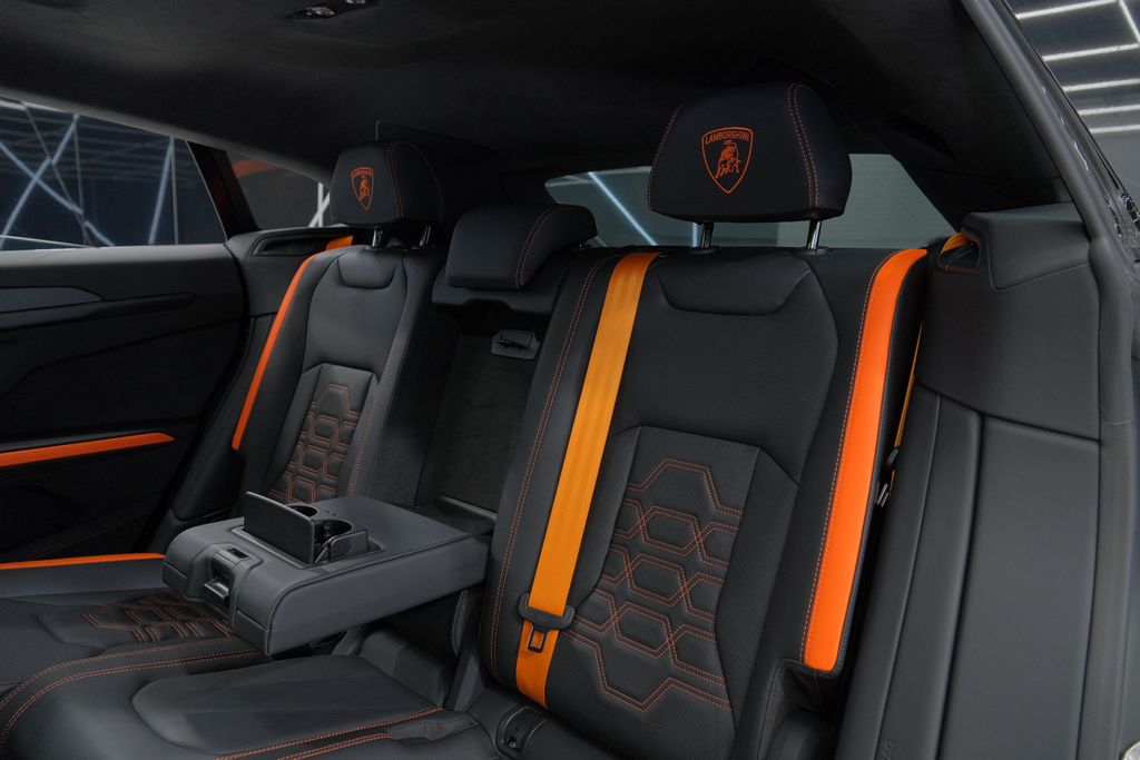 2025 Lamborghini Urus Plug-In Hybrid SE AWD