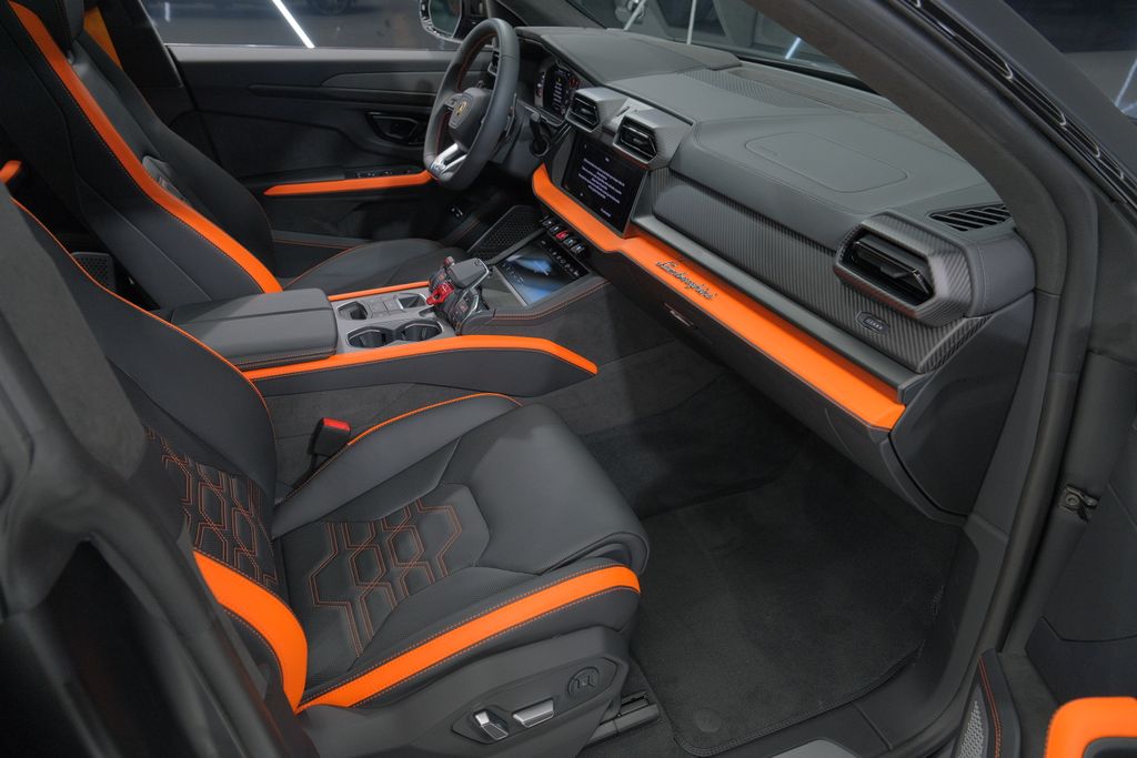 2025 Lamborghini Urus Plug-In Hybrid SE AWD