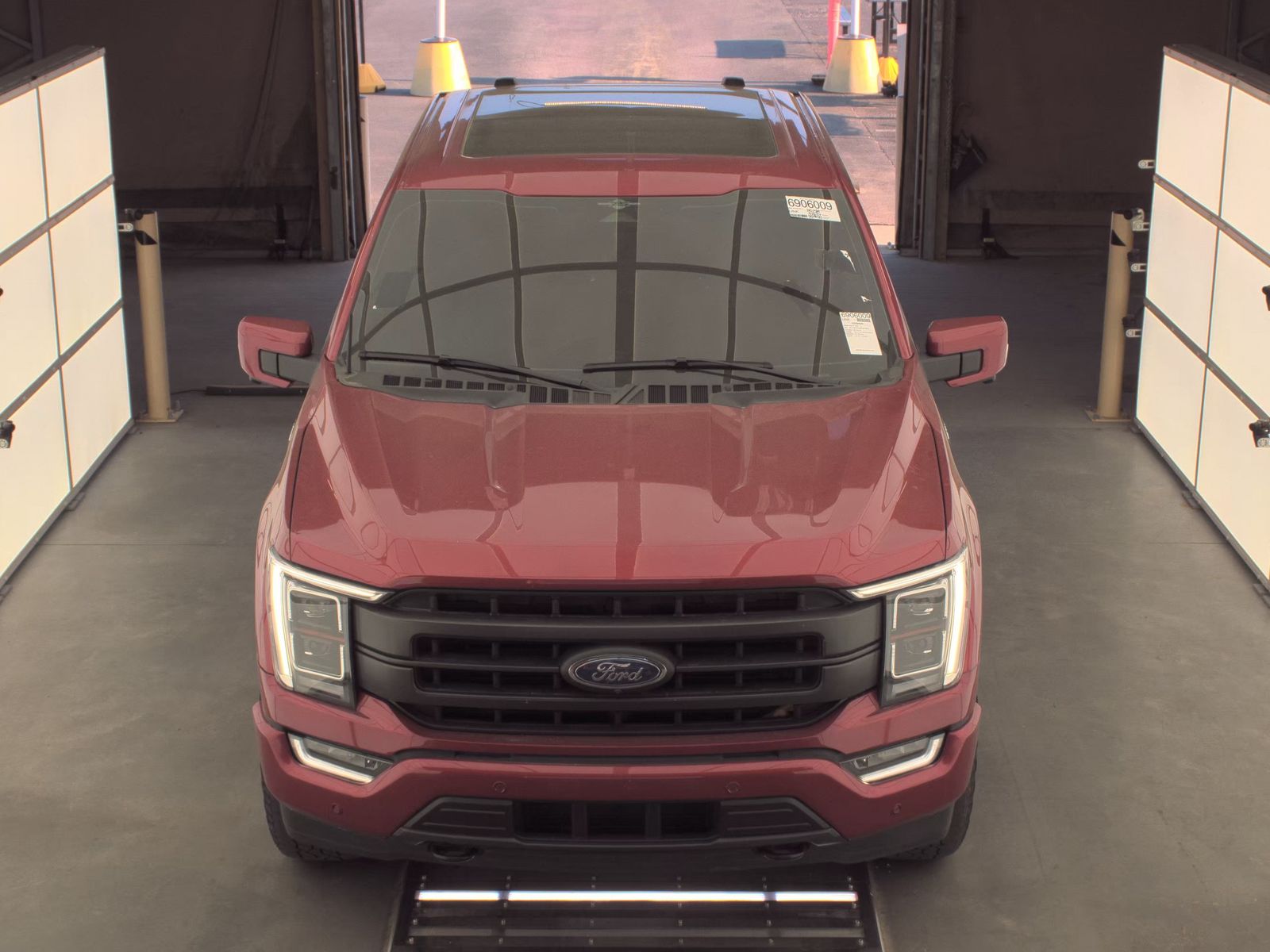 2023 Ford F-150 Hybrid Lariat AWD