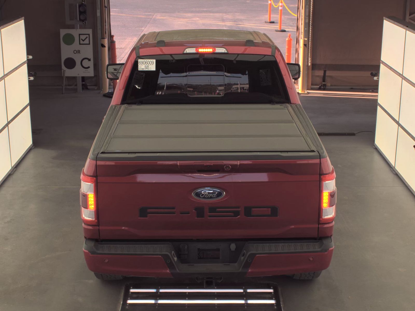 2023 Ford F-150 Hybrid Lariat AWD
