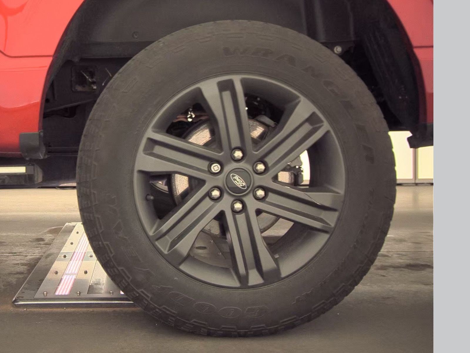 2023 Ford F-150 Hybrid Lariat AWD