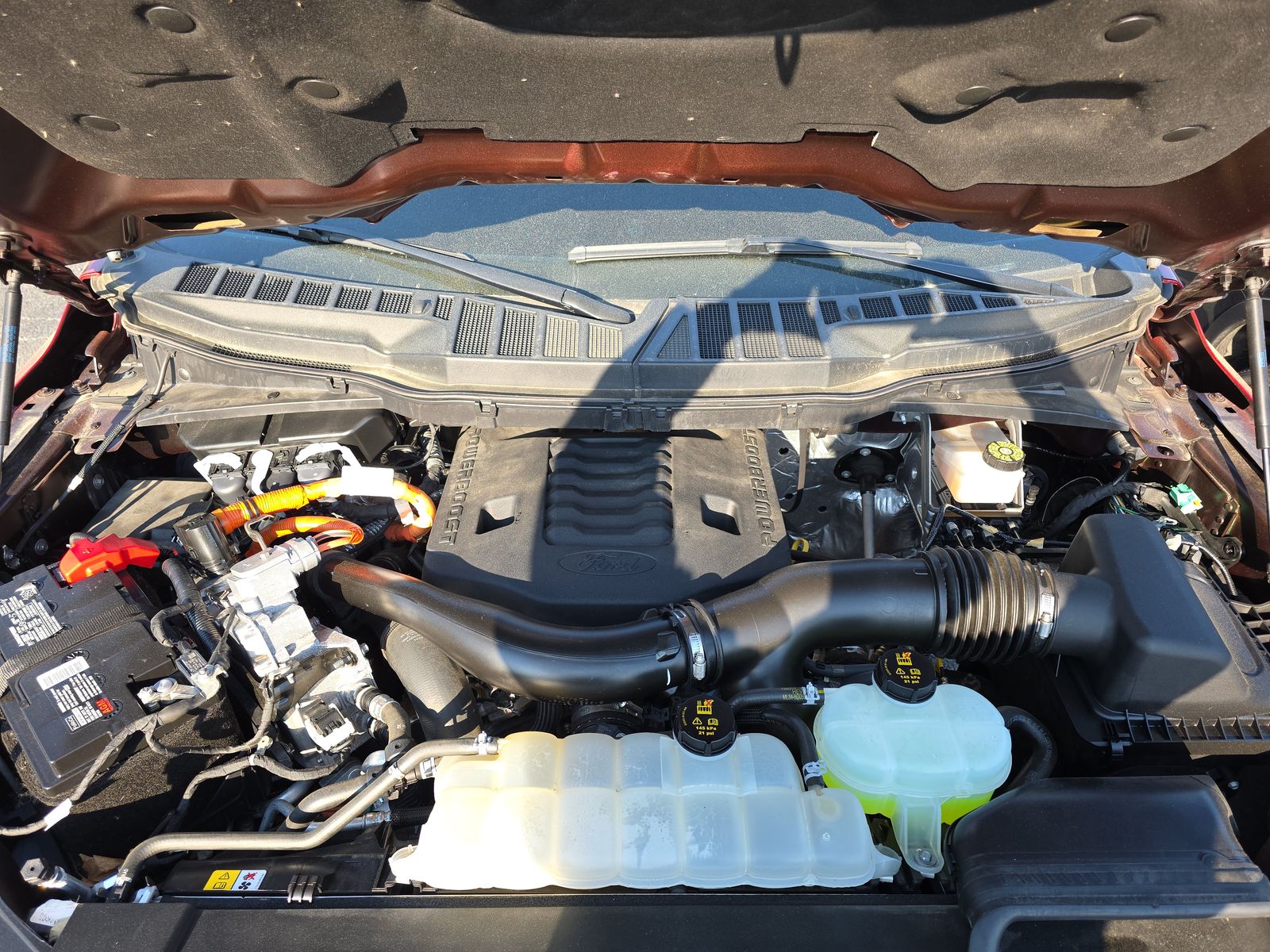 2023 Ford F-150 Hybrid Lariat AWD