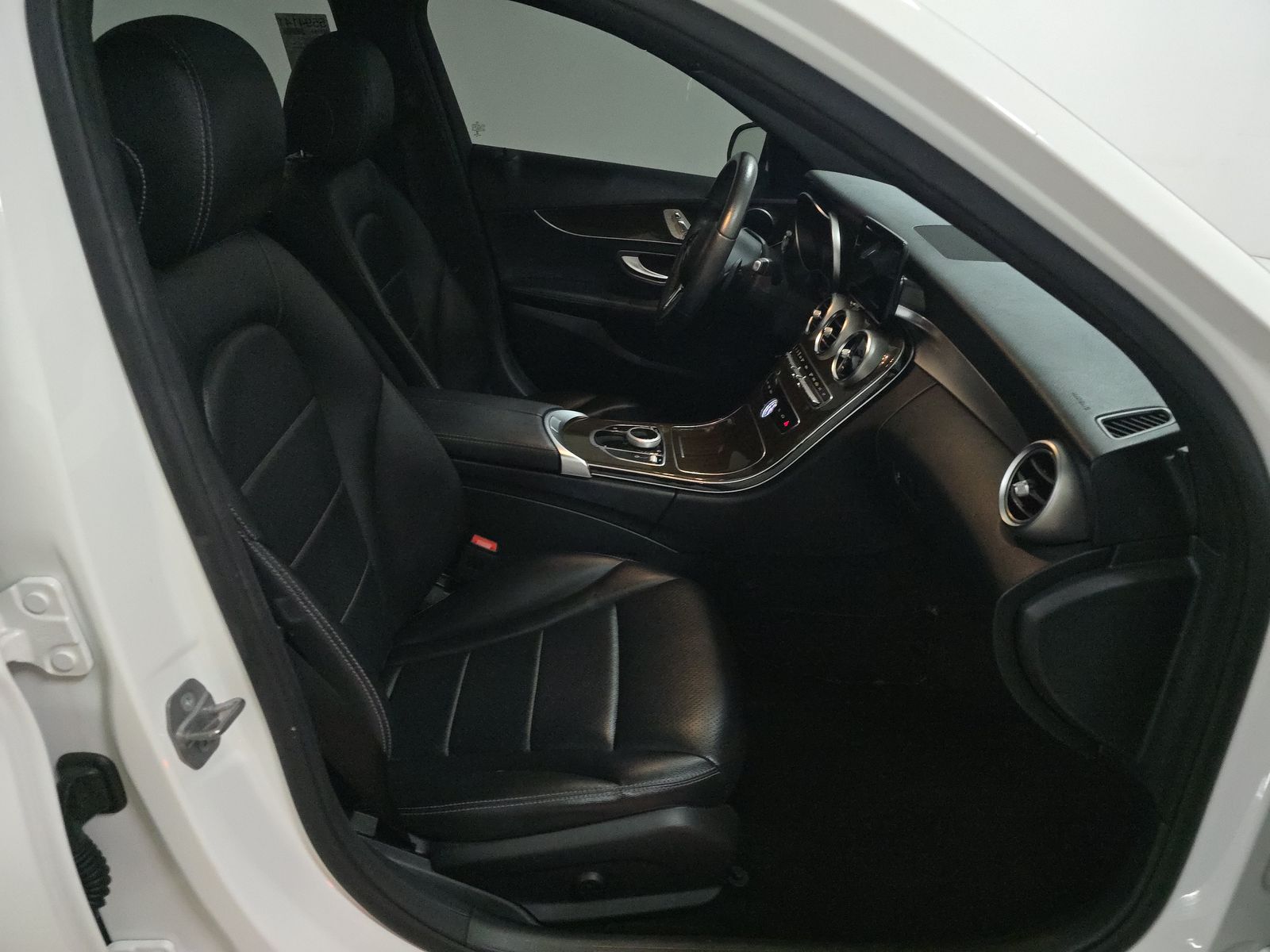 2019 Mercedes-Benz C-Class C 300 RWD