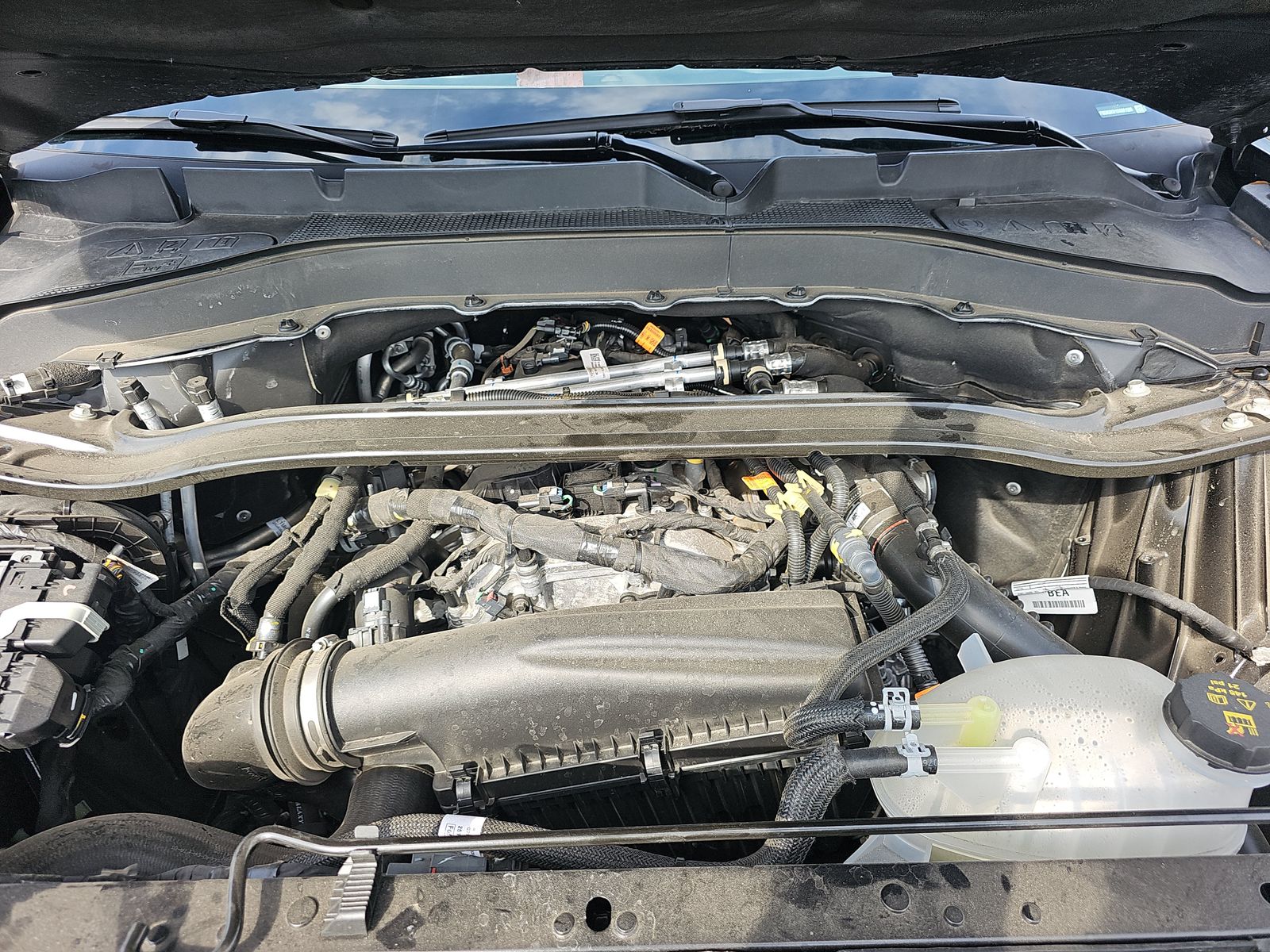 2025 Ford Explorer ST-Line AWD