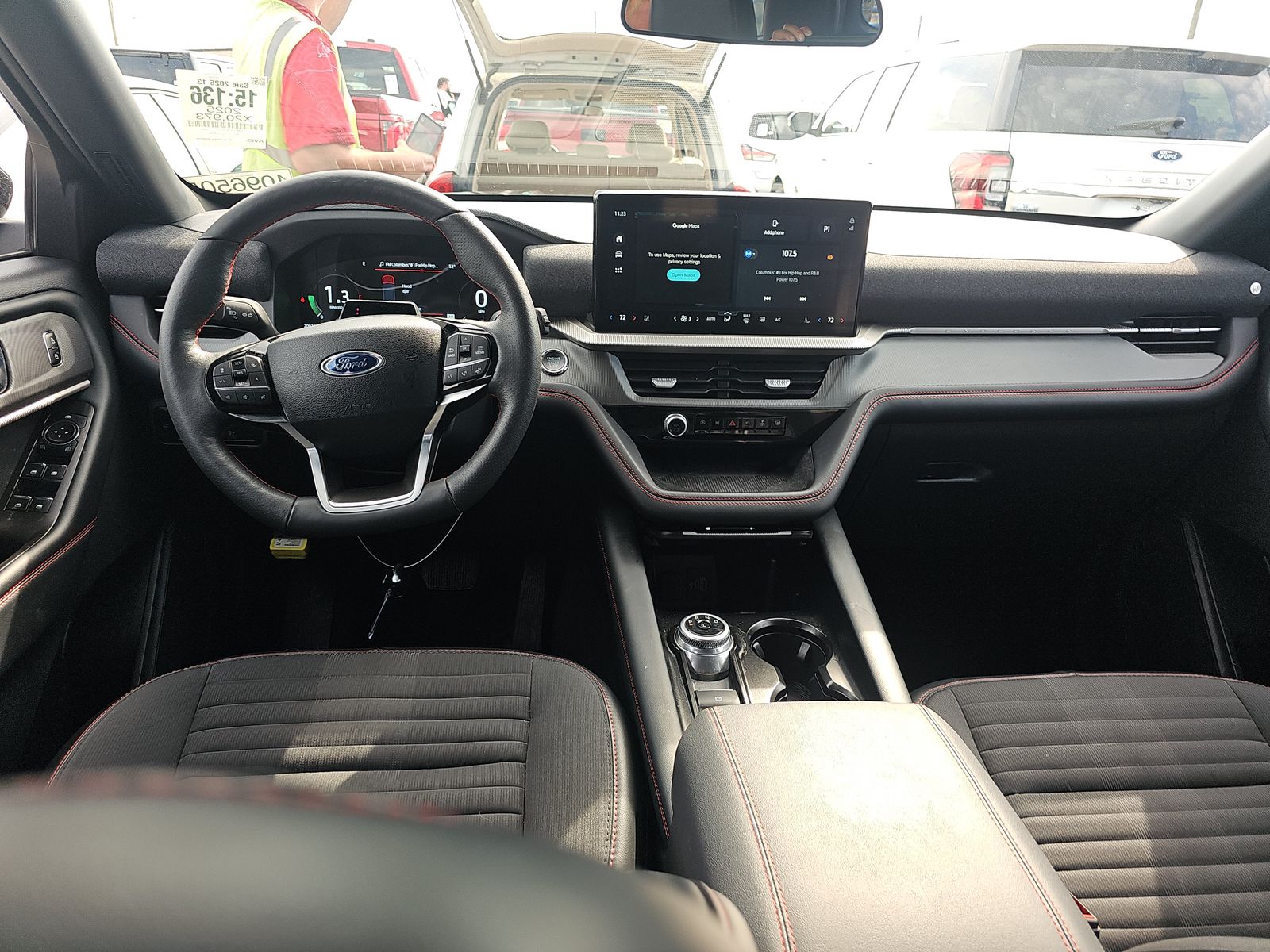 2025 Ford Explorer ST-Line AWD