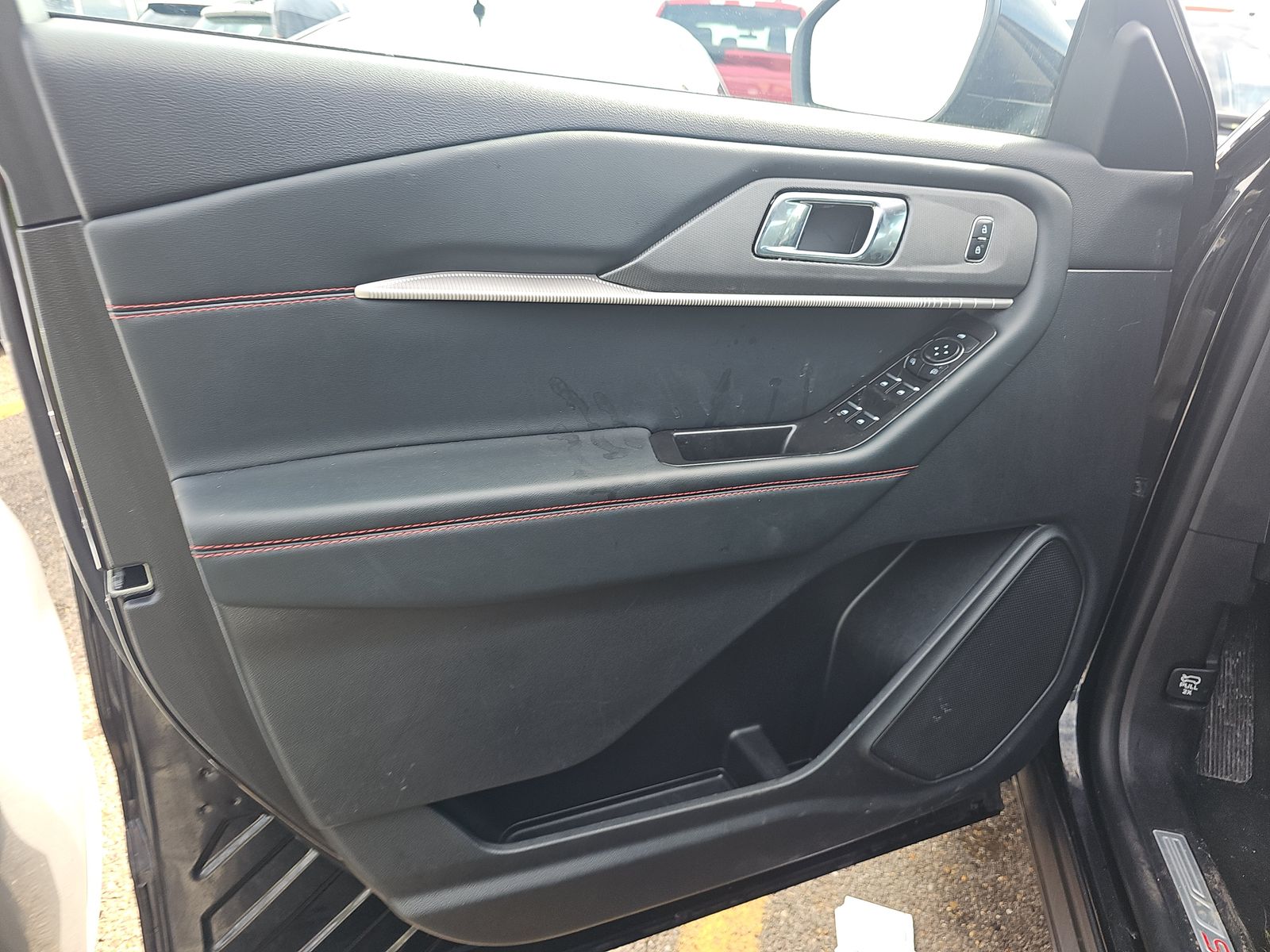 2025 Ford Explorer ST-Line AWD