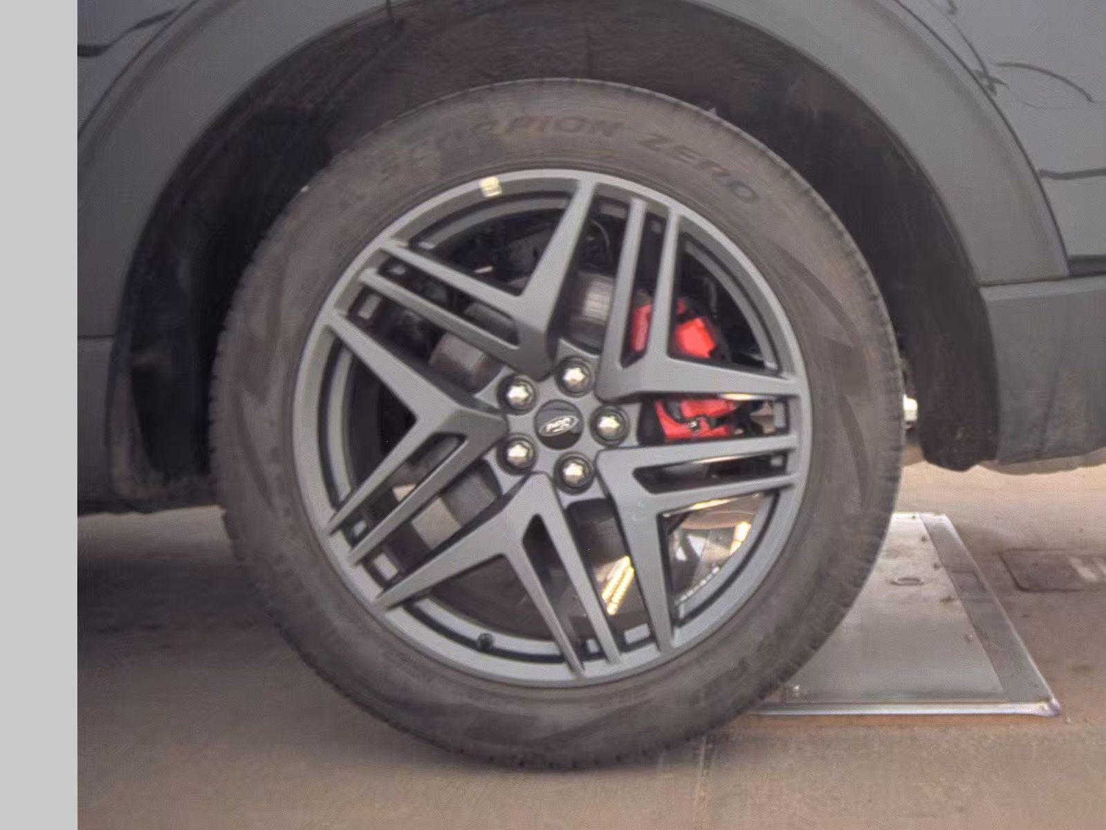 2025 Ford Explorer ST-Line AWD