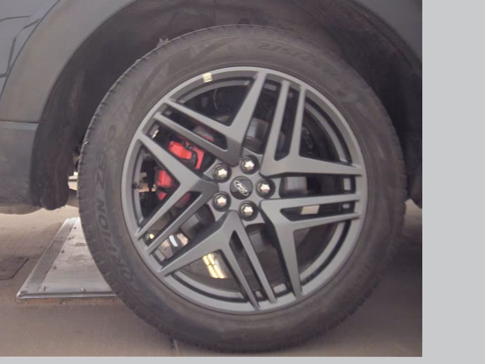 2025 Ford Explorer ST-Line AWD