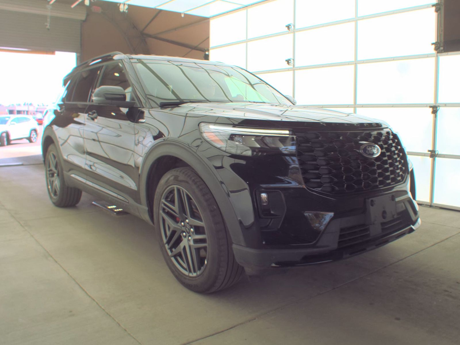 2025 Ford Explorer ST-Line AWD