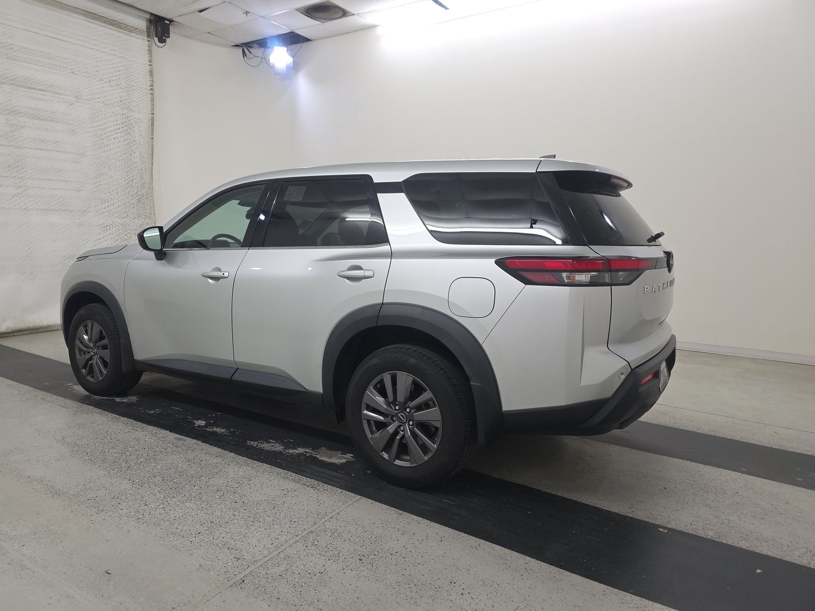 2024 Nissan Pathfinder S FWD