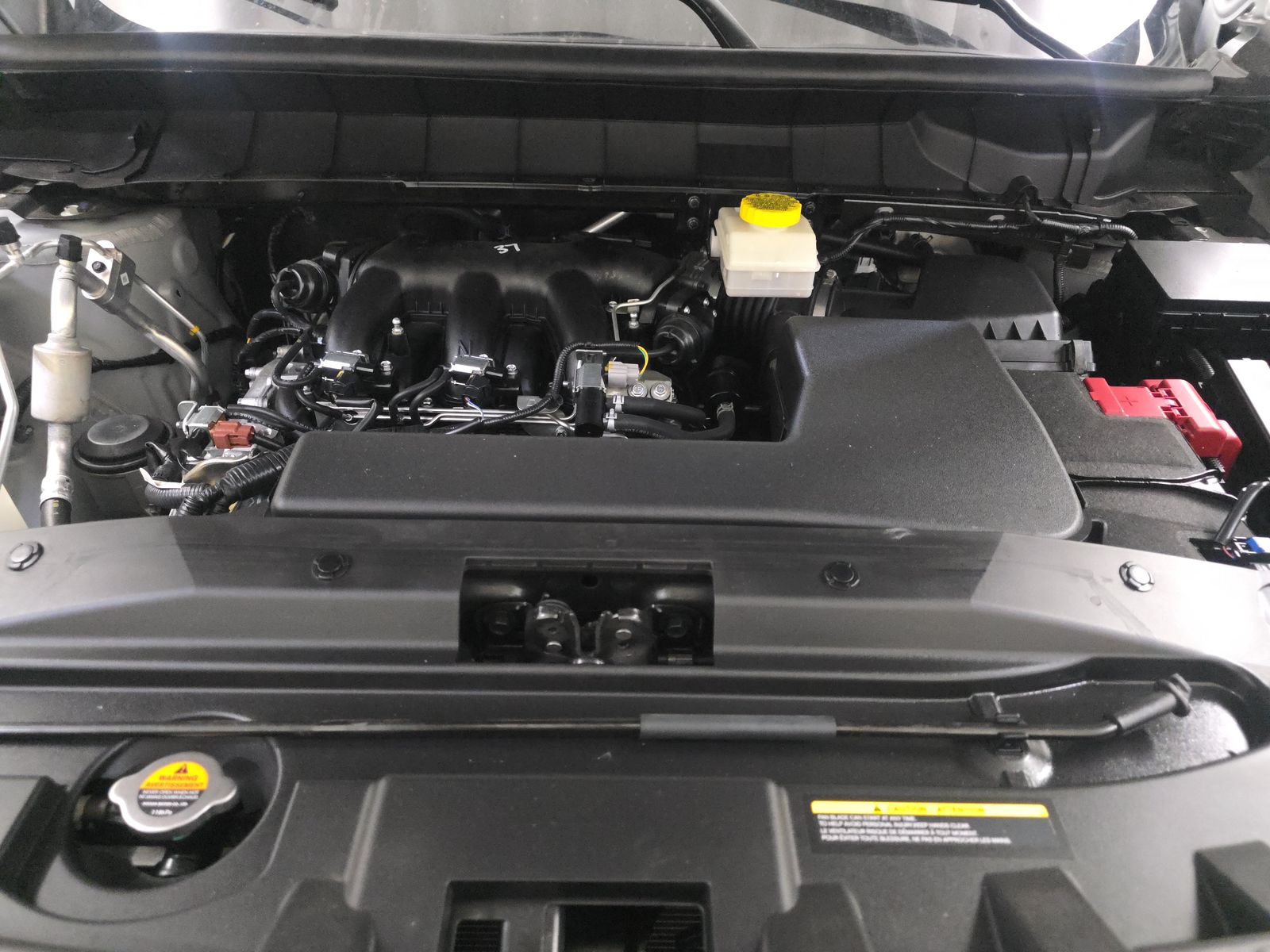 2024 Nissan Pathfinder S FWD