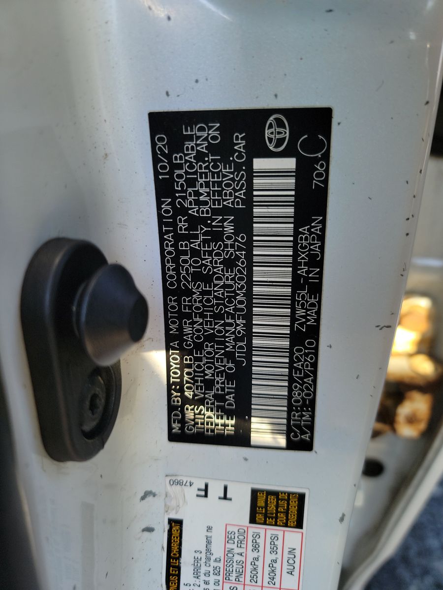 2021 Toyota Prius XLE AWD