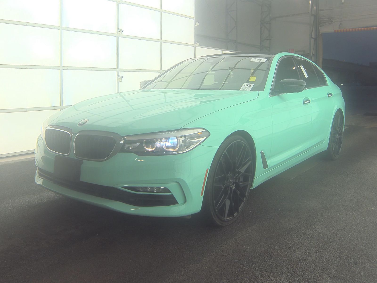 BMW 5 Series Sedan 540i xDrive снимка BMW 5 Series Sedan 540i xDrive