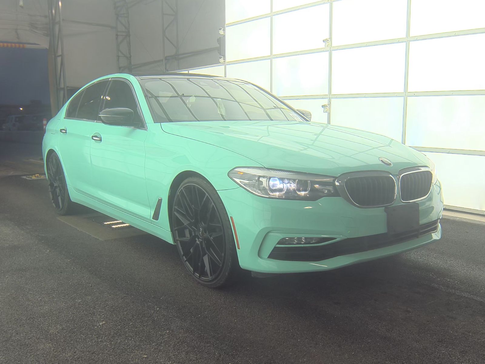 BMW 5 Series Sedan 540i xDrive снимка BMW 5 Series Sedan 540i xDrive