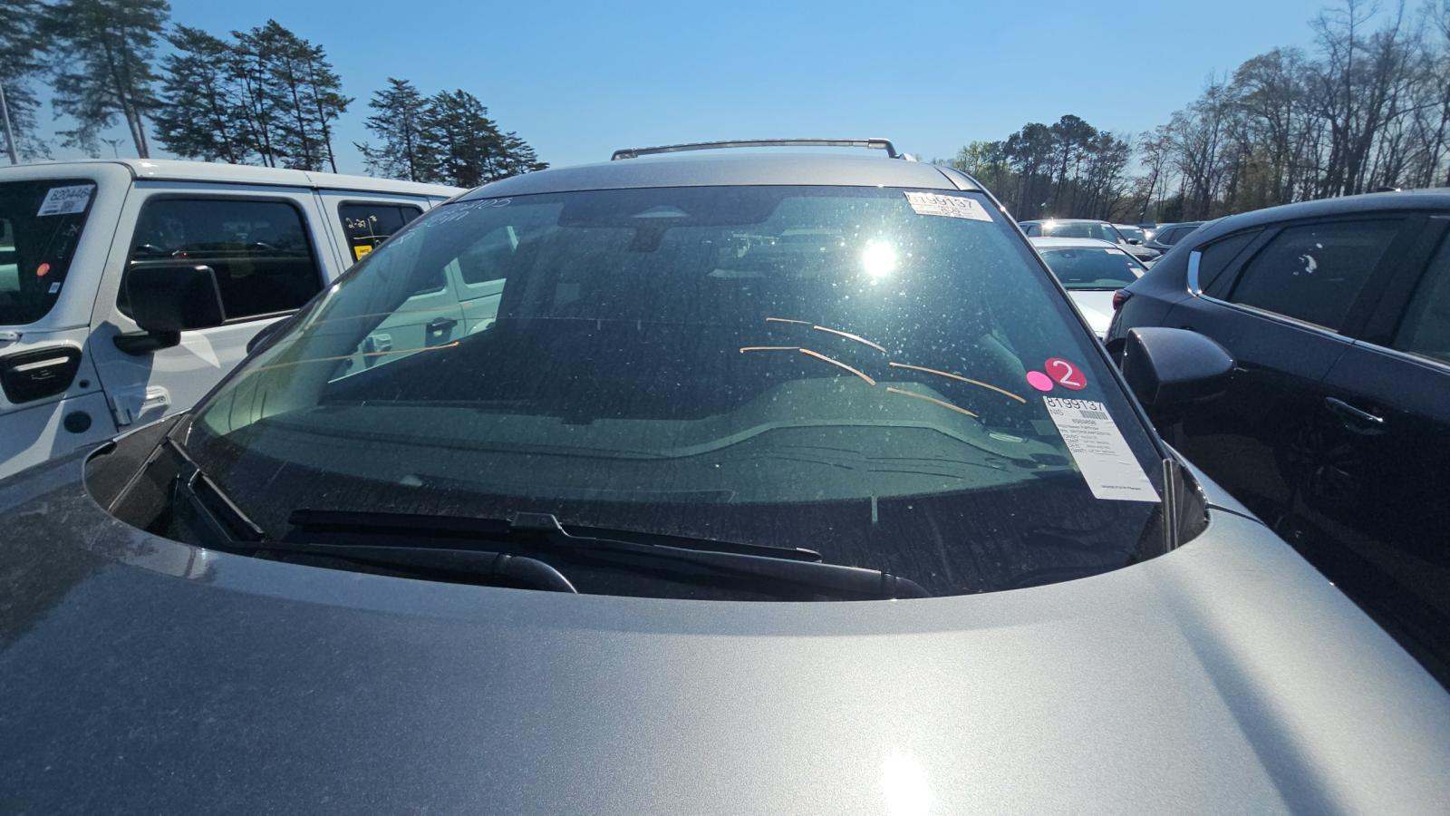 2023 Nissan Pathfinder SL FWD